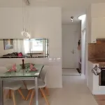 דירה Cristal 68 *