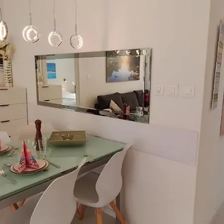 Cristal 68 Διαμέρισμα *